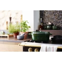 Staub Cocotte 33 Cm, Ovalado, Albahaca, Hierro Fundido -Cocina Comercio 000016963