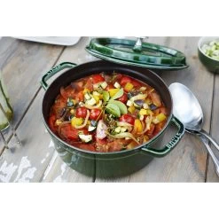 Staub Cocotte 28 Cm, Redondo, Albahaca, Hierro Fundido -Cocina Comercio 000017126
