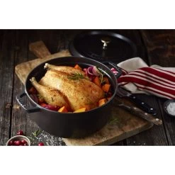 Staub Cocotte 26 Cm, Redondo, Negro, Hierro Fundido -Cocina Comercio 000017453