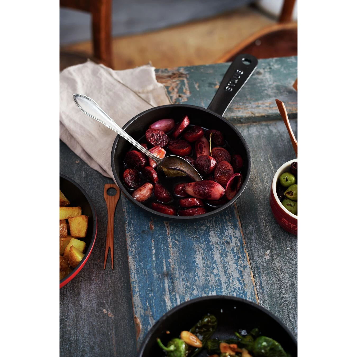 Staub Sartén 16 Cm, Hierro Fundido, Negro 7 Staub Sartén 16 Cm, Hierro Fundido, Negro - Imagen 5