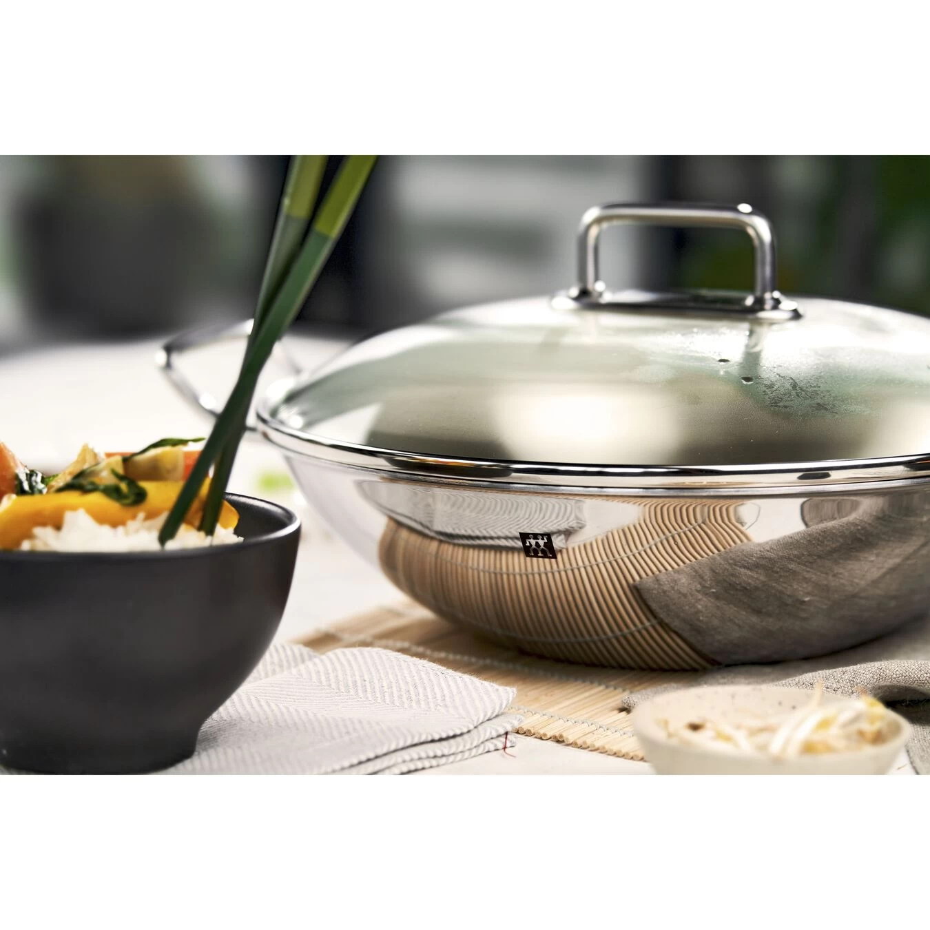 Zwilling Wok 32 Cm, 18/10 Acero Inoxidable, Plata 4 Zwilling Wok 32 Cm, 18/10 Acero Inoxidable, Plata - Imagen 2
