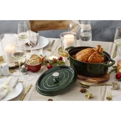 Staub Cocotte 31 Cm, Ovalado, Albahaca, Hierro Fundido -Cocina Comercio 750032082