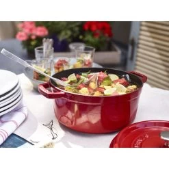 Staub Cocotte 24 Cm, Redondo, Cereza, Hierro Fundido -Cocina Comercio 750036202