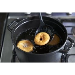 Staub Espumadera 31 Cm, Silicona, Negro -Cocina Comercio 424411402